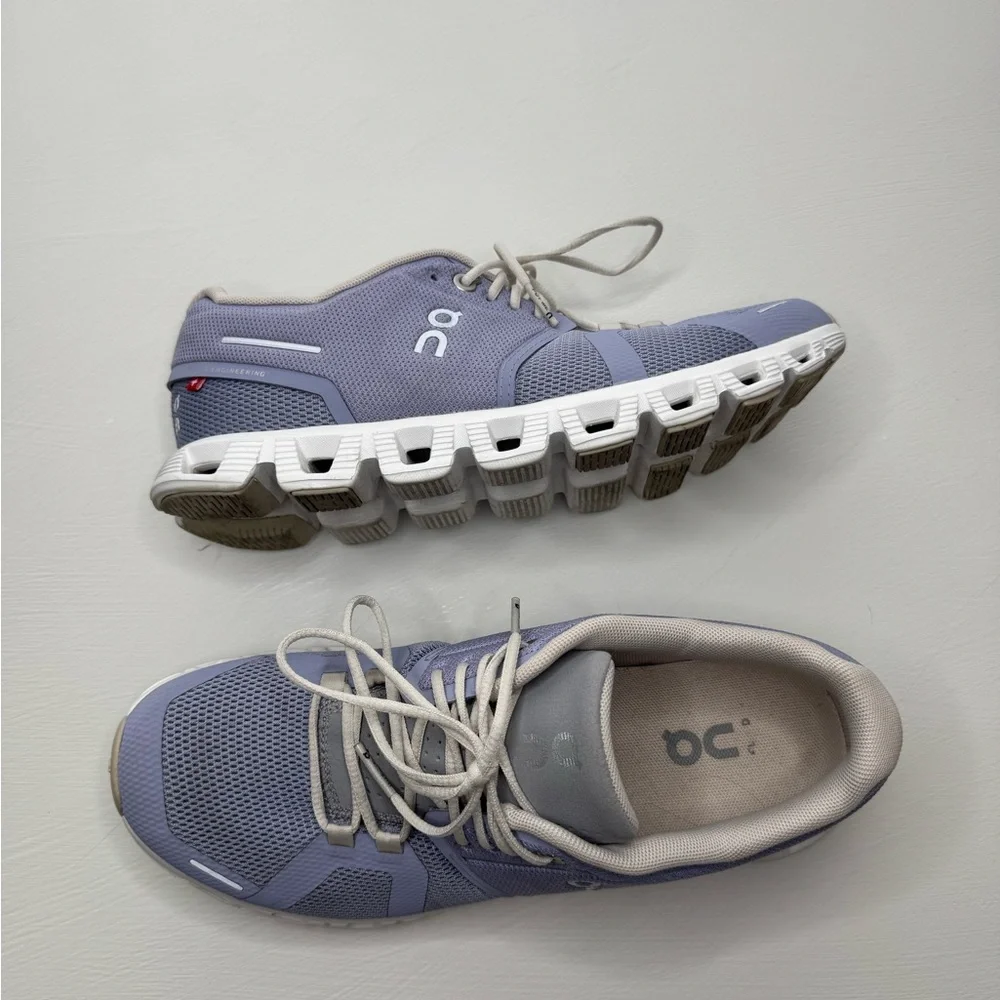 On Cloud Women's Athletic Shoes in Purple and White - Picture 6 of 7